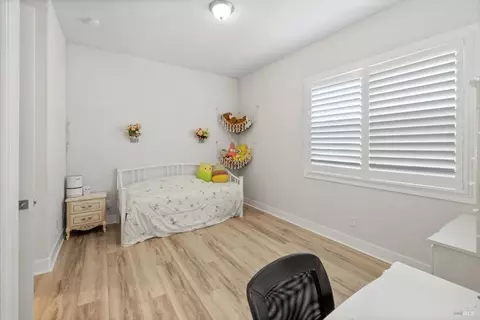 Bedroom - 779 Hydrangea Dr, Vacaville, CA 95687 photo 2 of 10