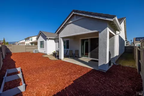 Exterior - 779 Hydrangea Dr, Vacaville, CA 95687 photo 7 of 19