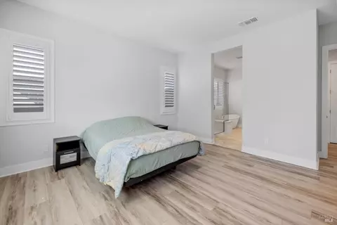 Bedroom - 779 Hydrangea Dr, Vacaville, CA 95687 photo 8 of 10
