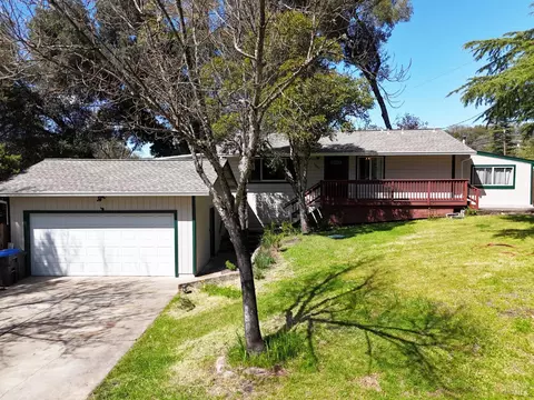 1990 Cori Ln, Redwood Valley, CA 95470