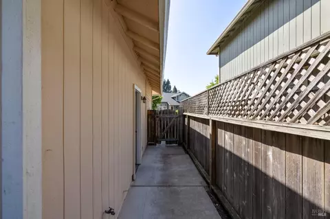 669 Wilford Cir, Cotati, CA 94931 photo 29