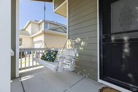 8064 Leno Dr, Windsor, CA 95492 photo 3
