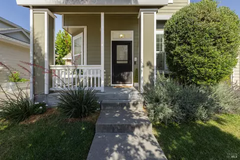 8064 Leno Dr, Windsor, CA 95492 photo 2