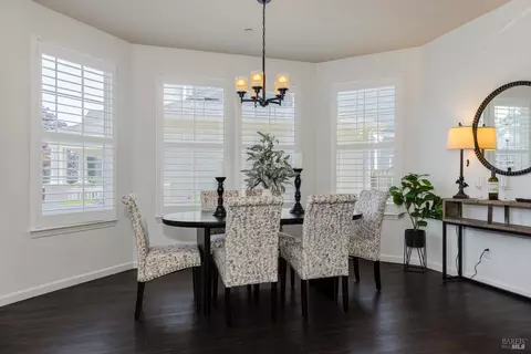 8064 Leno Dr, Windsor, CA 95492 photo 5