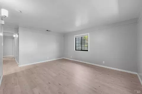 Living - 325 Grape St, Vacaville, CA 95688 photo 1 of 11