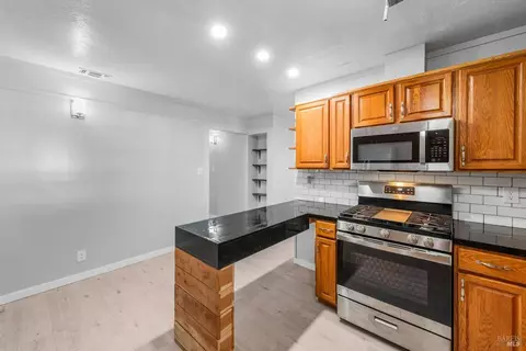 Kitchen - 325 Grape St, Vacaville, CA 95688 photo 7 of 8