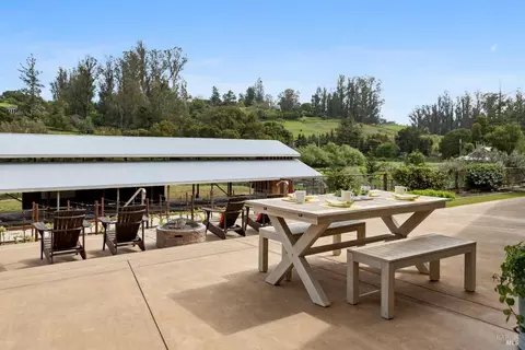 Exterior - 9123 Red Hill Ct, Cotati, CA 94931 photo 24 of 31
