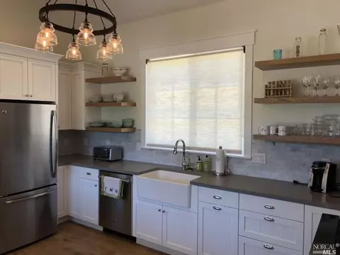 Kitchen - 9123 Red Hill Ct, Cotati, CA 94931 photo 18 of 18