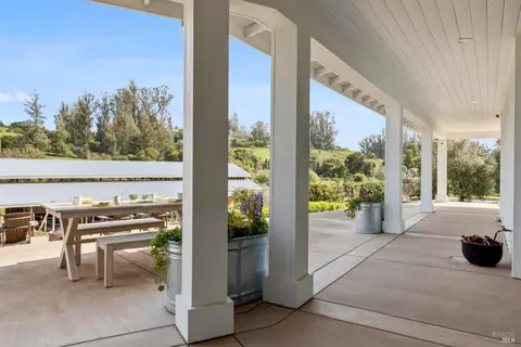 Exterior - 9123 Red Hill Ct, Cotati, CA 94931 photo 25 of 31