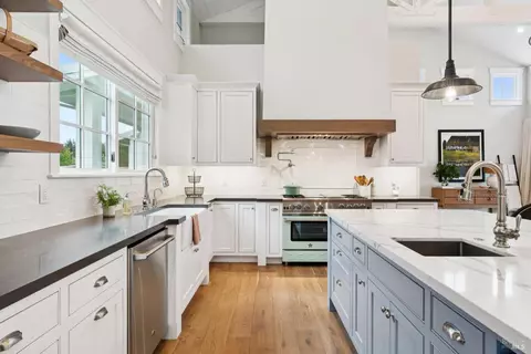 Kitchen - 9123 Red Hill Ct, Cotati, CA 94931 photo 3 of 18