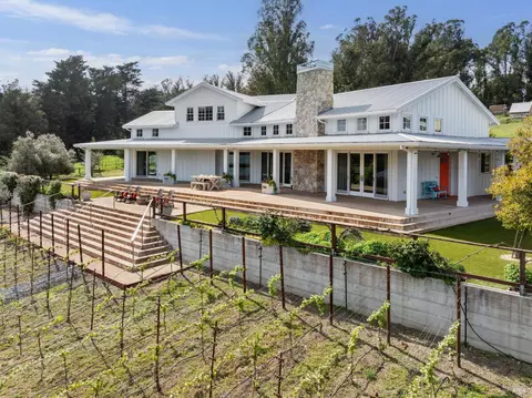 Exterior - 9123 Red Hill Ct, Cotati, CA 94931 photo 30 of 31