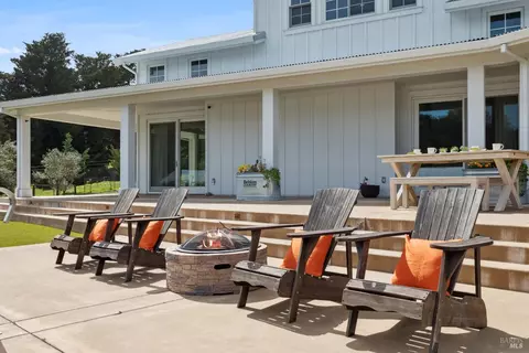 Exterior - 9123 Red Hill Ct, Cotati, CA 94931 photo 11 of 31