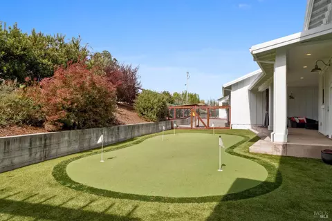 Exterior - 9123 Red Hill Ct, Cotati, CA 94931 photo 9 of 31