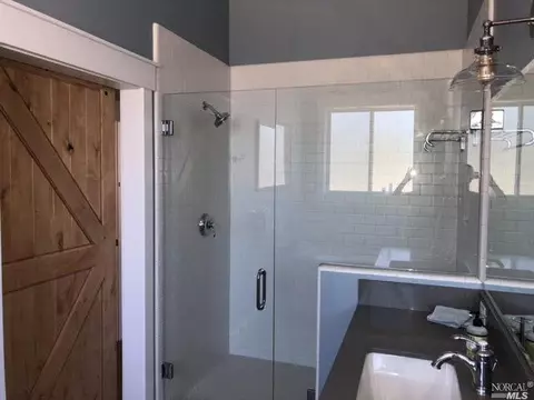 Bath - 9123 Red Hill Ct, Cotati, CA 94931 photo 11 of 11
