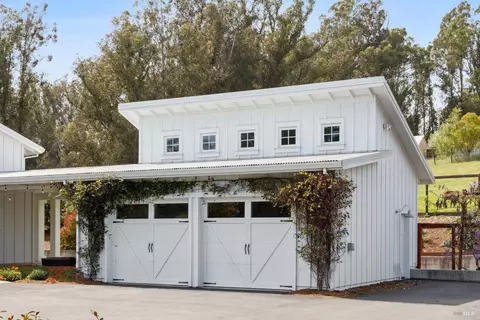 Exterior - 9123 Red Hill Ct, Cotati, CA 94931 photo 7 of 31