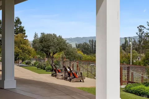 Exterior - 9123 Red Hill Ct, Cotati, CA 94931 photo 14 of 31