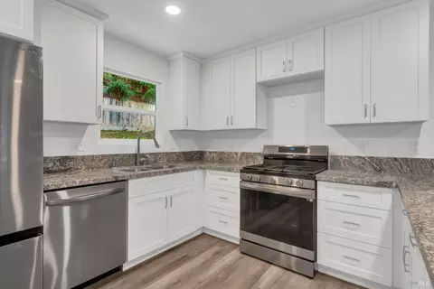 24195 Birch Ln, Willits, CA 95490 photo 9
