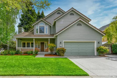 4048 Foxridge Way, Napa, CA 94558