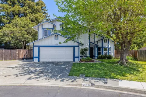 320 Arcadia Ct, Vacaville, CA 95687