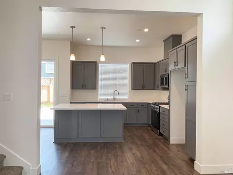 Kitchen - 1312 Calabazas Dr, Windsor, CA 95492 photo 2 of 5