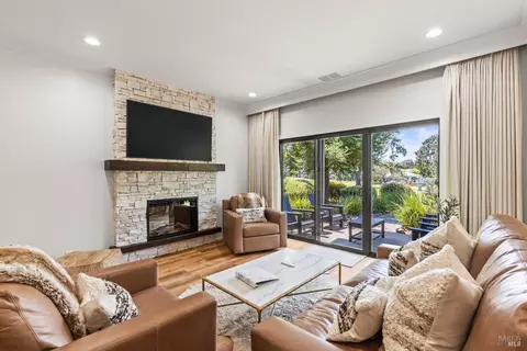 802 Augusta Cir, Napa, CA 94558 photo 8