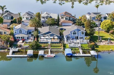 151 Del Oro Lagoon, Novato, CA 94949
