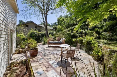 Exterior - 419 Marin Ave, Mill Valley, CA 94941 photo 8 of 20