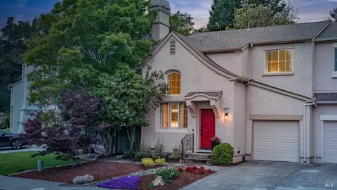 1912 Viewpointe Cir, Santa Rosa, CA 95403