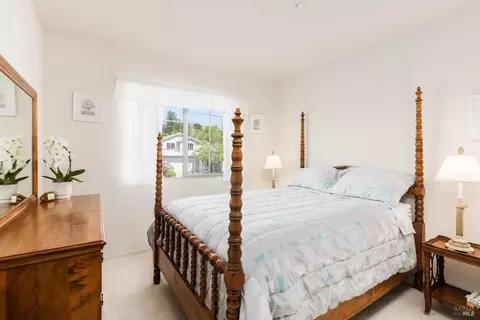 116 Philip Dr, Healdsburg, CA 95448 photo 15