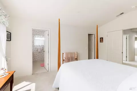 116 Philip Dr, Healdsburg, CA 95448 photo 10