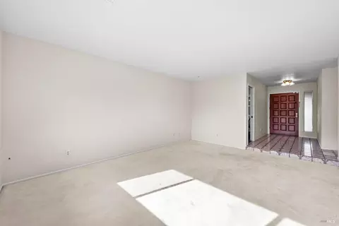 Living - 2196 Monterey Dr, Fairfield, CA 94534 photo 5 of 6