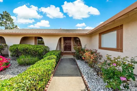 Exterior - 2196 Monterey Dr, Fairfield, CA 94534 photo 7 of 27