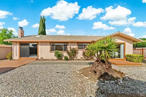 Exterior - 2196 Monterey Dr, Fairfield, CA 94534 photo 8 of 27
