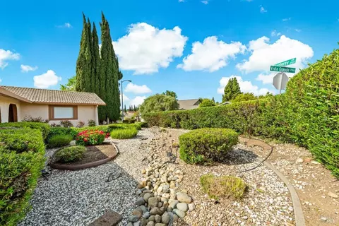 Exterior - 2196 Monterey Dr, Fairfield, CA 94534 photo 6 of 27