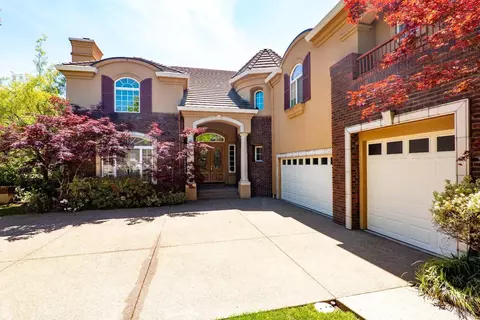 11 Aviara Ct, Napa, CA 94558