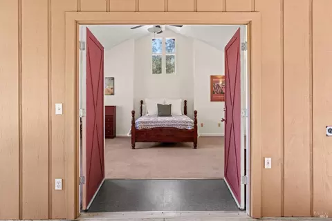 Bedroom - 3400 Mcnab Ranch Rd, Ukiah, CA 95482 photo 5 of 6