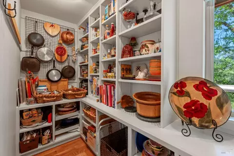 Kitchen - 3400 Mcnab Ranch Rd, Ukiah, CA 95482 photo 4 of 4