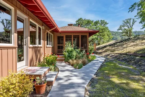 Exterior - 3400 Mcnab Ranch Rd, Ukiah, CA 95482 photo 9 of 19