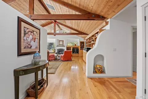 Entry Way - 3400 Mcnab Ranch Rd, Ukiah, CA 95482 photo 2 of 3