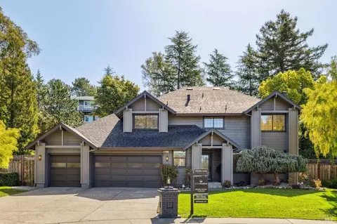 35 Trumbull Ct, Novato, CA 94947