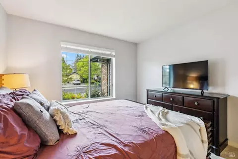 9558 Vancouver Ln, Windsor, CA 95492 photo 40
