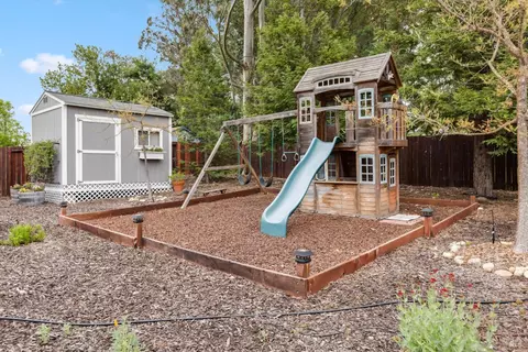9558 Vancouver Ln, Windsor, CA 95492 photo 48
