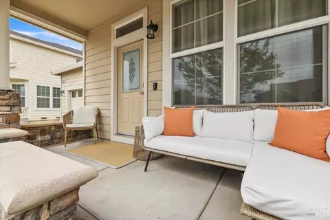 7985 Ferrari Way, Windsor, CA 95492 photo 2