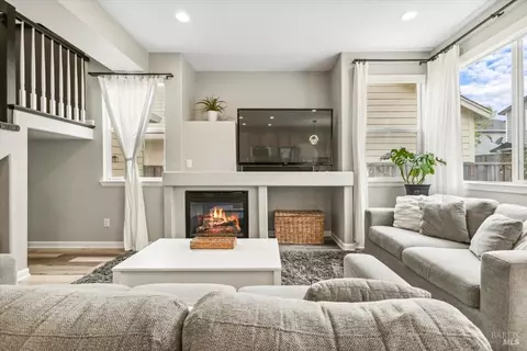 7985 Ferrari Way, Windsor, CA 95492 photo 8