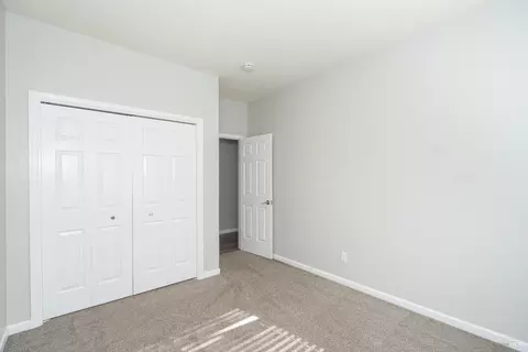 Bedroom - 405 Trinity Ct, Petaluma, CA 94954 photo 1 of 3