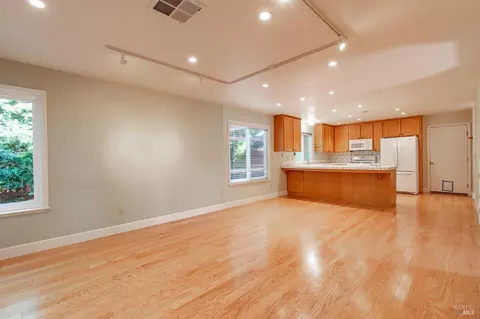 330 330a Holly Ct, Dixon, CA 95620 photo 16