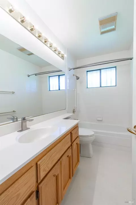 330 330a Holly Ct, Dixon, CA 95620 photo 36