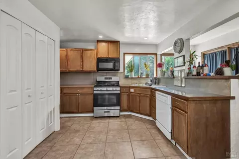 10220 Starr Rd, Windsor, CA 95492 photo 16