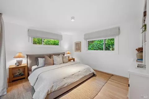 Bedroom - 15 Glen Dr, Mill Valley, CA 94941 photo 2 of 8