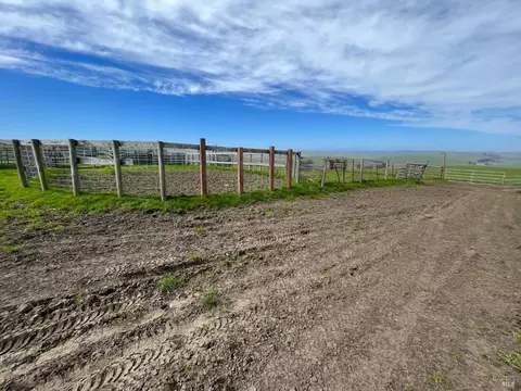 1400 Dillon Beach Rd, Tomales, CA 94971 photo 42